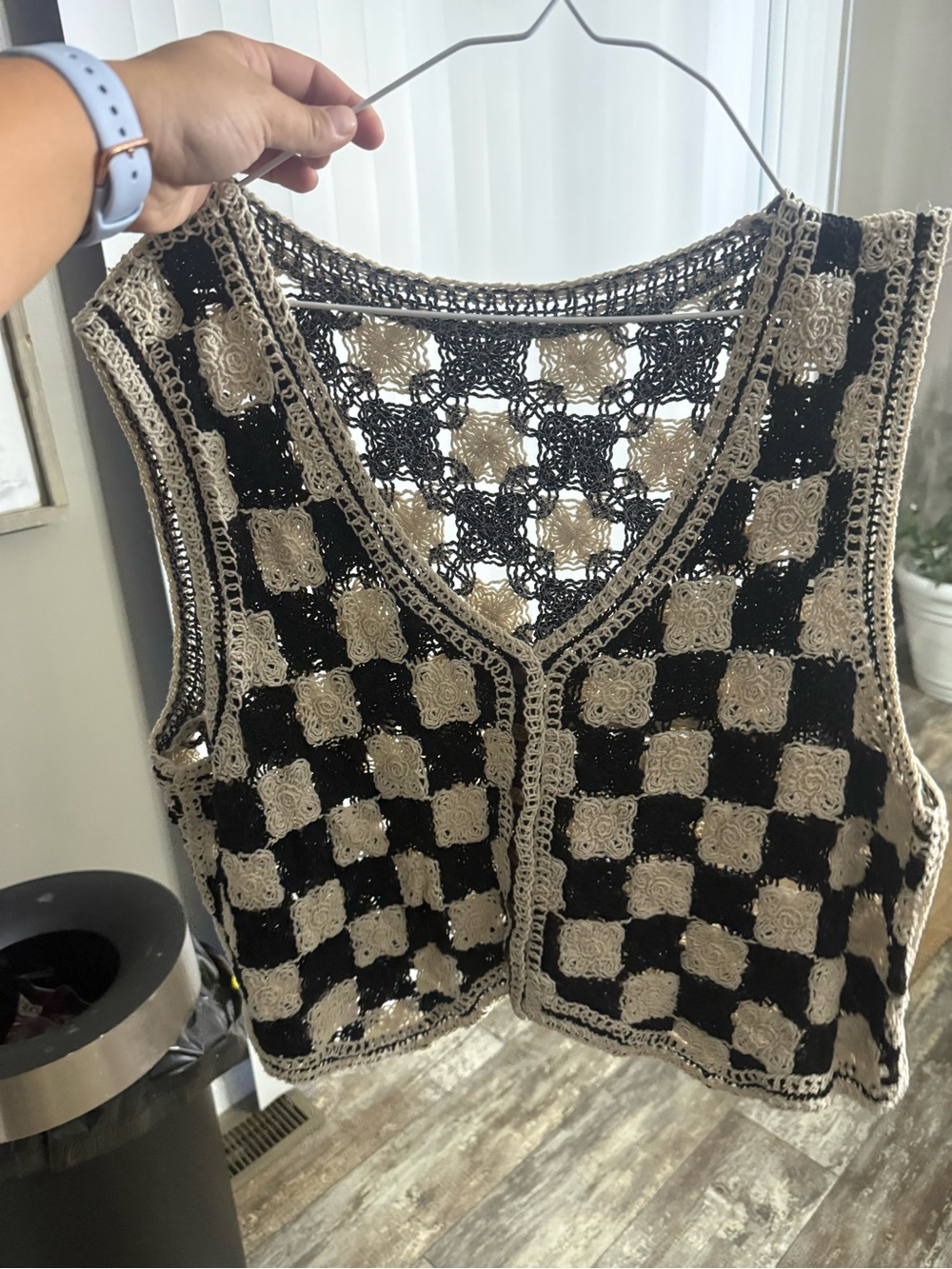 Crochet Checkered Vest - Black & Cream